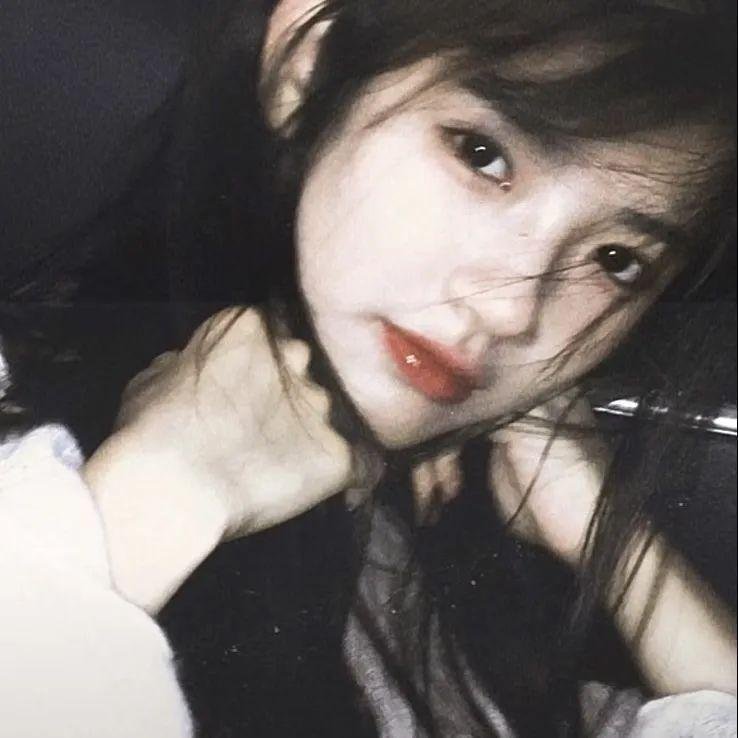 七零涅槃刺槐与锦年